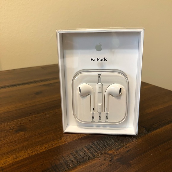 Apple Other - Apple Wired Ear-buds w/case